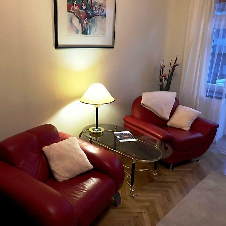 Апартаменты Apartament "Cleopatra 5" Przy Rynku Z Parkingiem, Faktury Vat Кельце Экстерьер фото