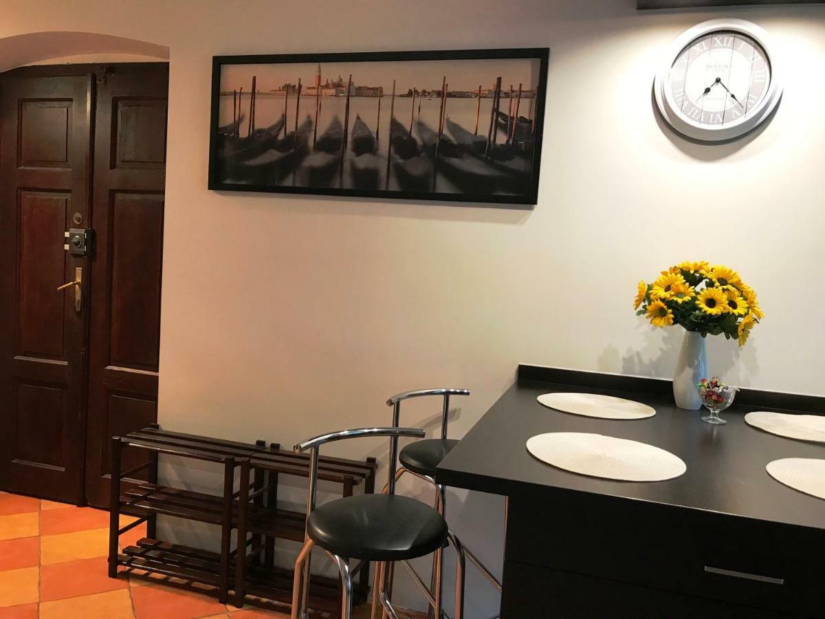 Апартаменты Apartament "Cleopatra 5" Przy Rynku Z Parkingiem, Faktury Vat Кельце Экстерьер фото